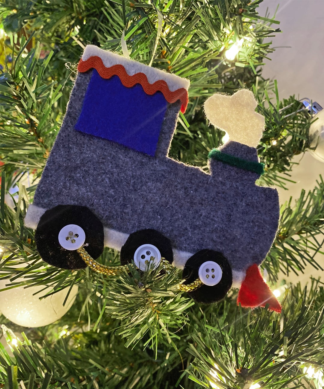 Make Your Own No Sew Train Ornament Eiteljorg Education Hub